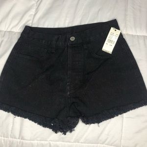 Black high wasted Pacsun/ Brandy Melville shorts